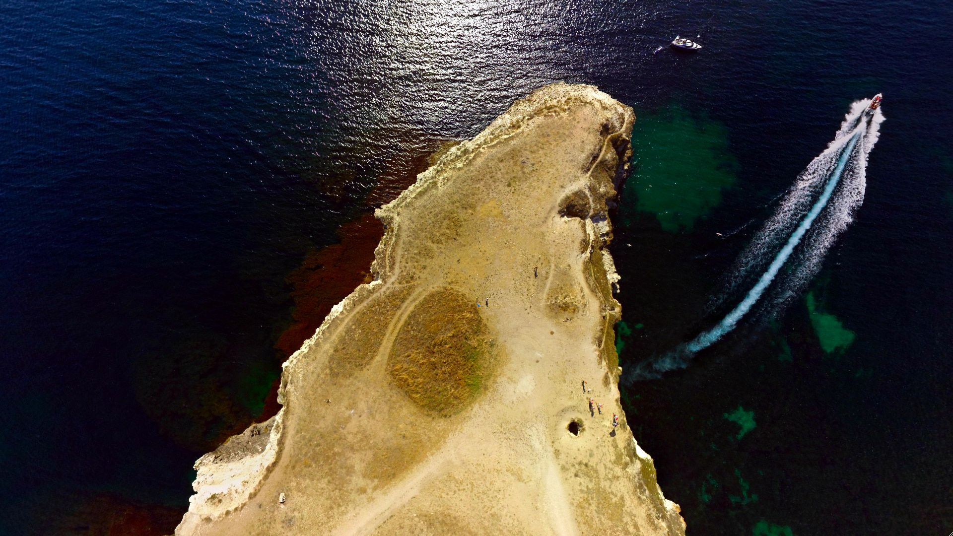bg-05